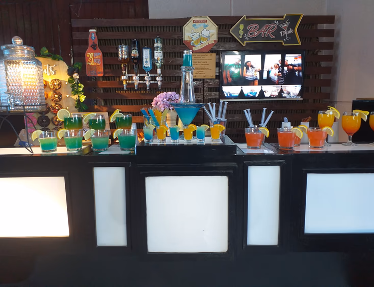 DXJ Mobile Bar