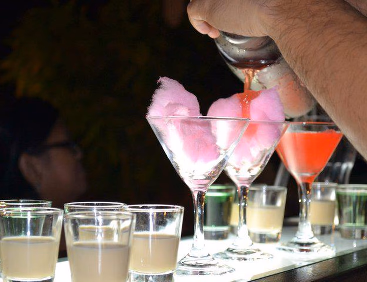 GQ Mobile Bar