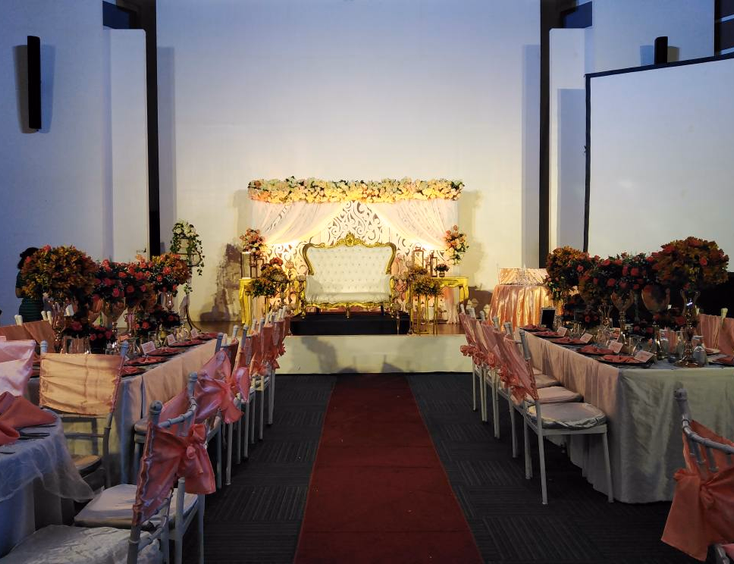 8 Anchors Cultural Center