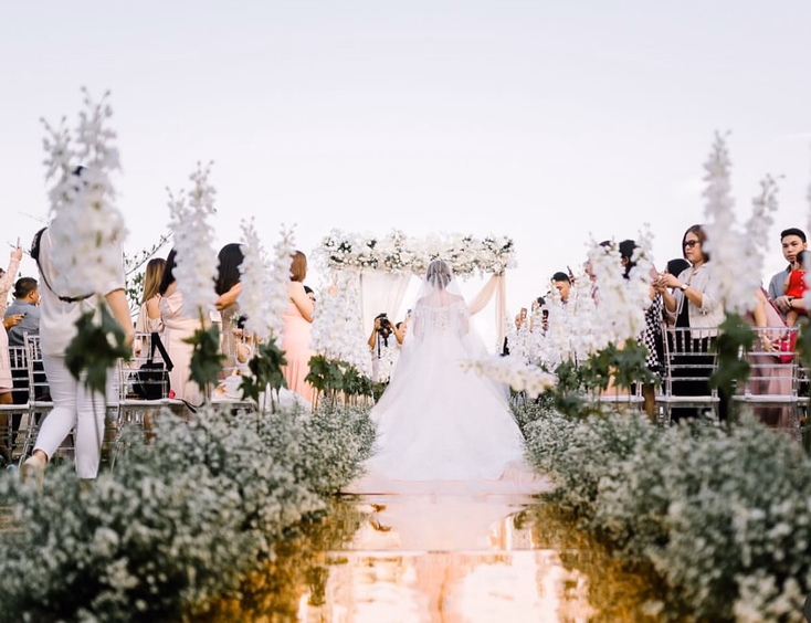 Crimson Resort and Spa Mactan