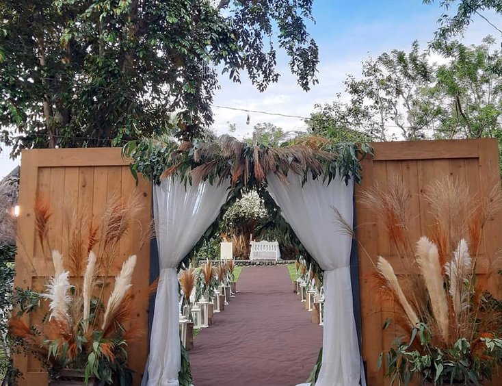 La Faite Home and Country Garden