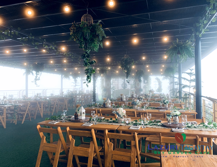 Lazuri Tagaytay Hotel Resort