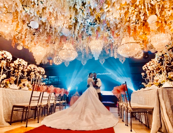 The Contemporary Florals by Cesar Alvarez Pascual