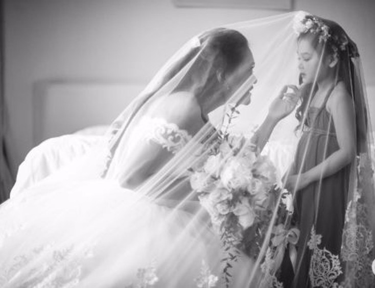 The Perfect Grey Wedding Photography