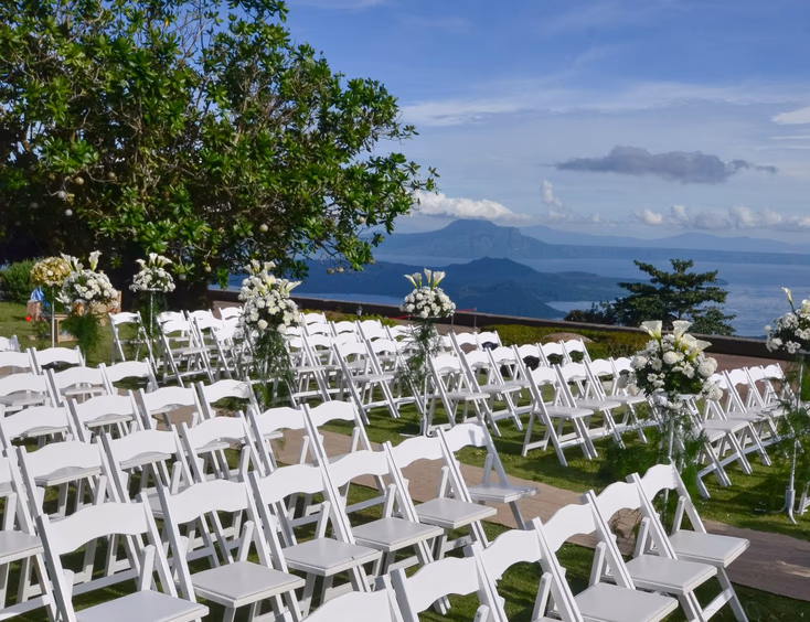 Taal Vista Hotel
