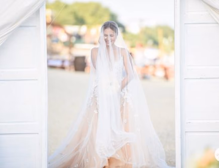 The Perfect Grey Wedding Photography